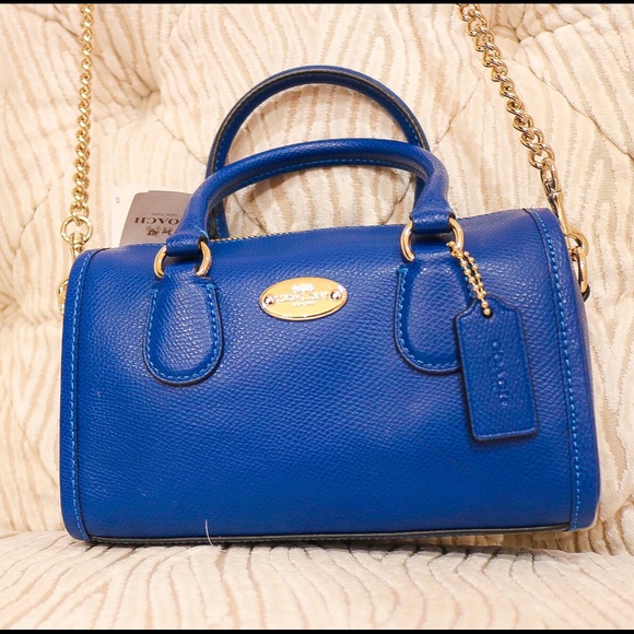 SOLD-Coach Crossbody Bag - Picture 3 of 7